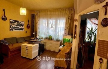 Eladó lakás