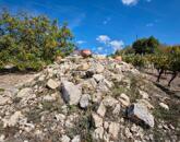 Mediterrán hangulatú tájpanorámás zártkert fele eladó Balatonszőlősön