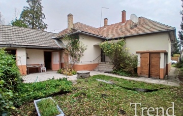 Eladó családi ház