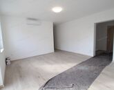 Eladó családi ház Győrladamér 119 900 000 Ft