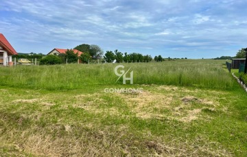 Eladó telek/földterület