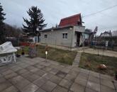 Oroszlányon a Harcsa utcában eladó lakhatásra alkalmas zártkert!