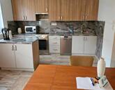 Eladó Oroszlány Borbála részen egy 3 szintes 5 szobás 163nm-es sorház