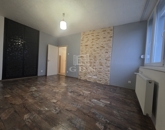 Eladó lakás Pétfürdő 29 999 999 Ft