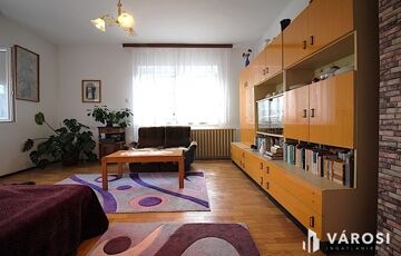 Eladó családi ház