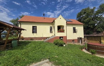 Eladó családi ház