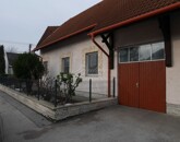 Eladó családi ház Győr 126 000 000 Ft