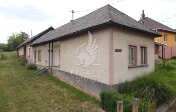 Eladó családi ház