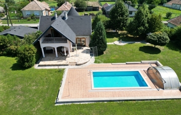 Eladó családi ház