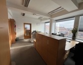 Kiadó iroda/üzlethelyiség Győr 1 055 700 Ft