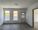 Eladó családi ház Dánszentmiklós 55 000 000 Ft