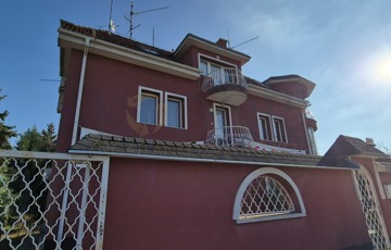 Eladó családi ház