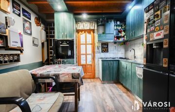 Eladó családi ház