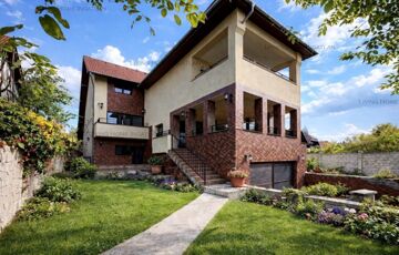 Eladó családi ház