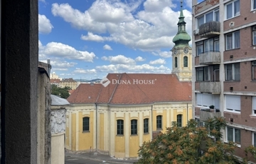 Eladó lakás