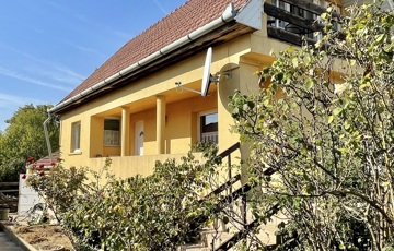Eladó családi ház