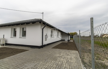 Kiadó családi ház