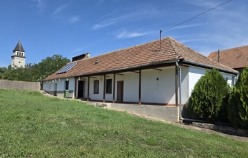 Eladó családi ház