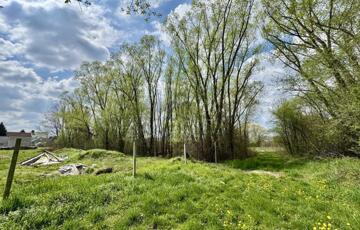 Eladó telek/földterület