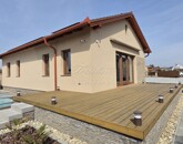 Eladó családi ház Győr 220 000 000 Ft