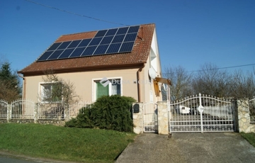 Eladó családi ház