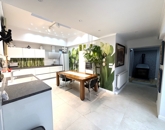 Eladó családi ház Üllő 79 900 000 Ft