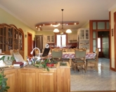 Eladó családi ház Birján 295 000 000 Ft