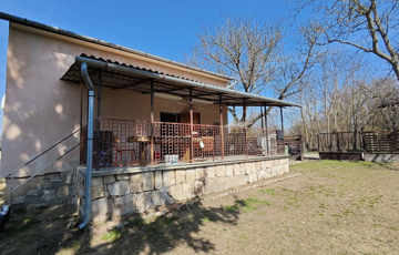 Eladó családi ház