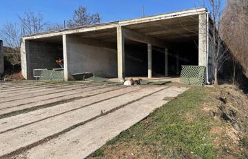 Eladó ipari ingatlan