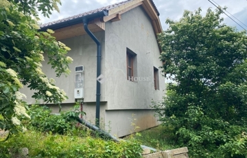 Eladó családi ház