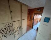 Hajmáskéren aJókai lakótelepen 2 szobás felújítandó lakás (alkuképes)