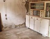 Eladó pince/présház Kesztölcön!