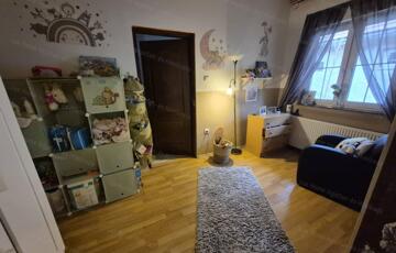 Eladó családi ház