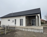 Eladó családi ház Baracska 85 000 000 Ft