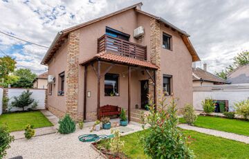 Eladó családi ház