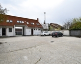 Kiadó iroda/üzlethelyiség Székesfehérvár 220 000 Ft