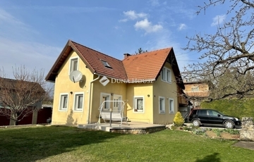 Eladó családi ház