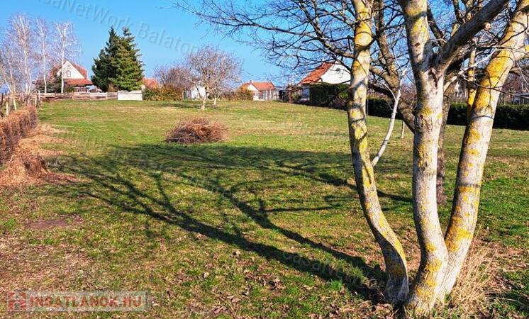 Balatonfüred zártkert 3.160 m2