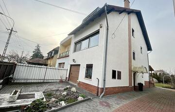 Eladó családi ház