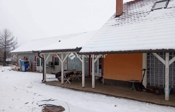 Eladó családi ház