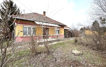 Eladó családi ház