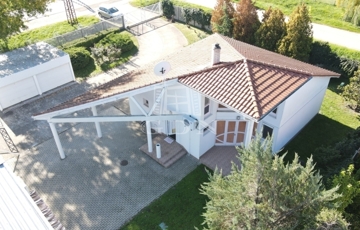 Kiadó családi ház