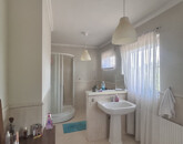 Eladó családi ház Üllő 119 900 000 Ft