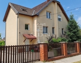 Eladó családi ház Csömör 289 000 000 Ft