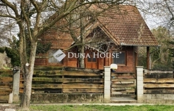 Eladó családi ház