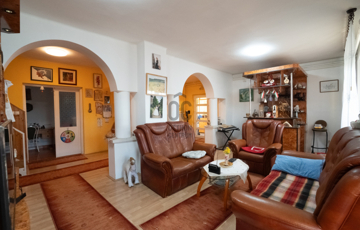 Eladó családi ház