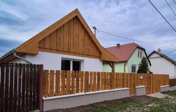 Eladó családi ház