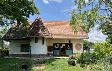 Eladó családi ház