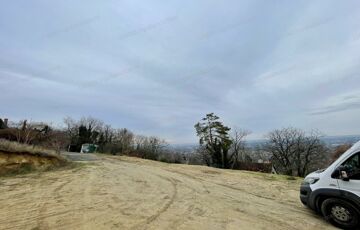 Eladó telek/földterület