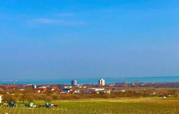 Eladó telek/földterület